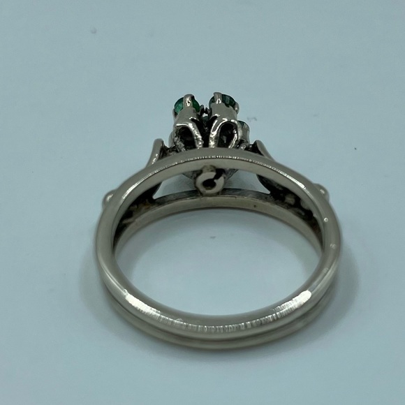 Vintage/Antique High Prong Diamond and Green Flower Solid 10k White Gold Ring - Picture 13 of 16